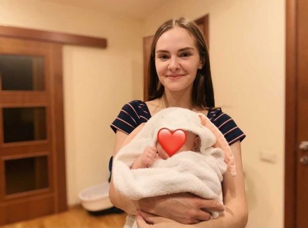 Дочь Евгения Осина впервые о материнстве: "Моя малышка будет знать, кем был ее дедушка!"