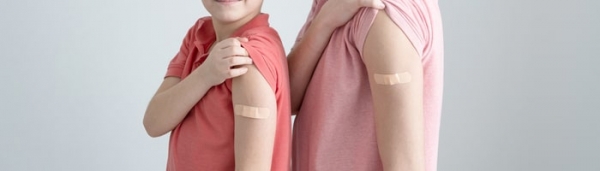 Роспотребнадзор: детям с хроническими заболеваниями рекомендована вакцинация от COVID-19
